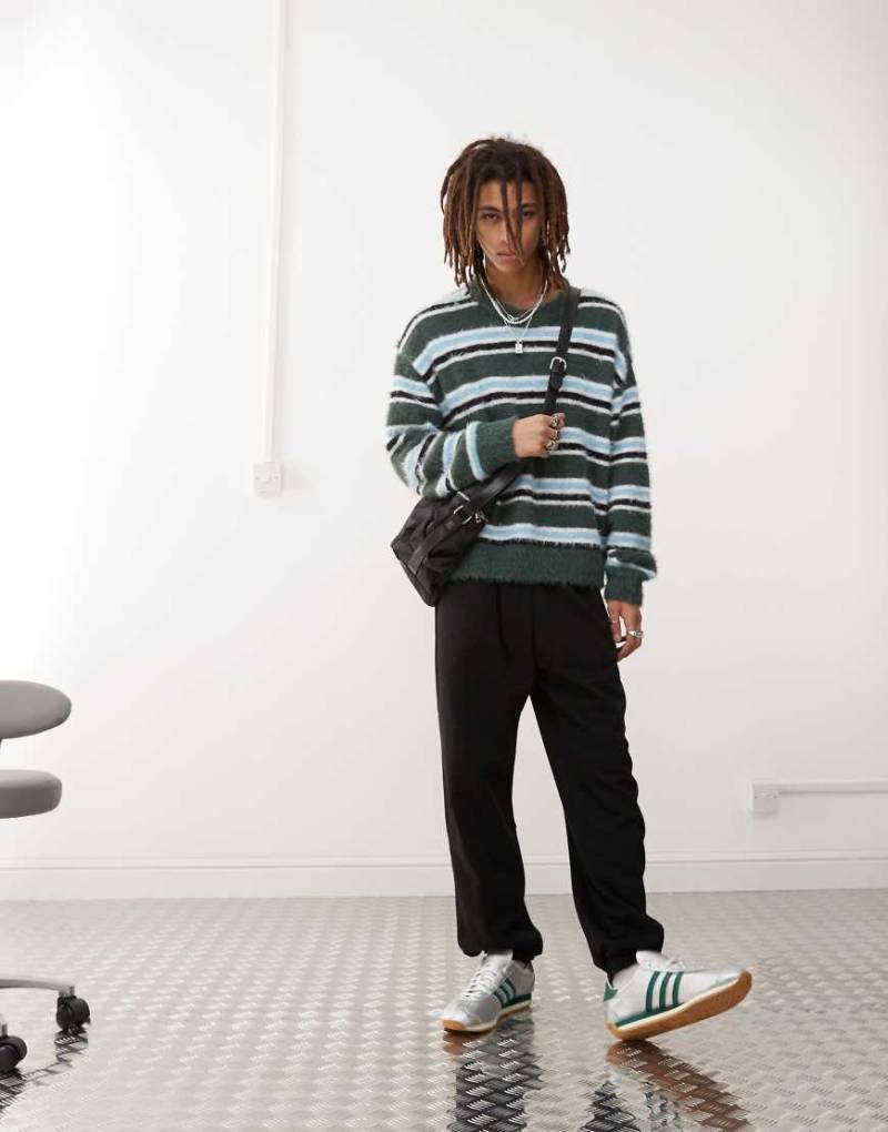 Weekday - Oversize-Jogginghose in Schwarz von Weekday