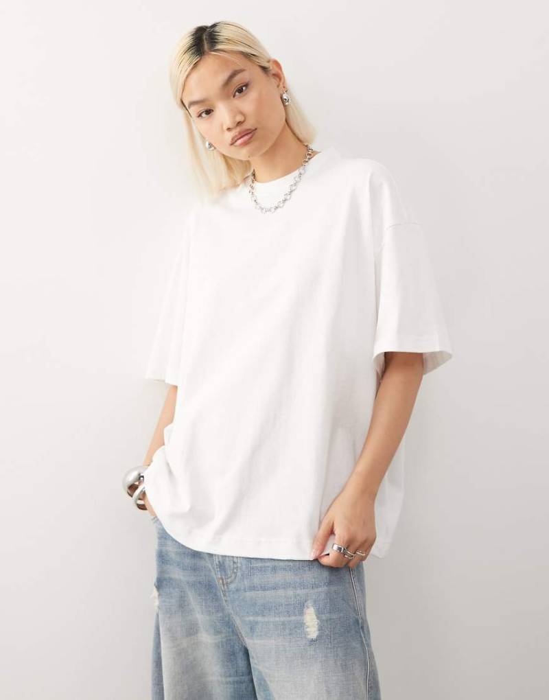 Weekday - Oversize-T-Shirt in Weiß mit Stehkragen von Weekday