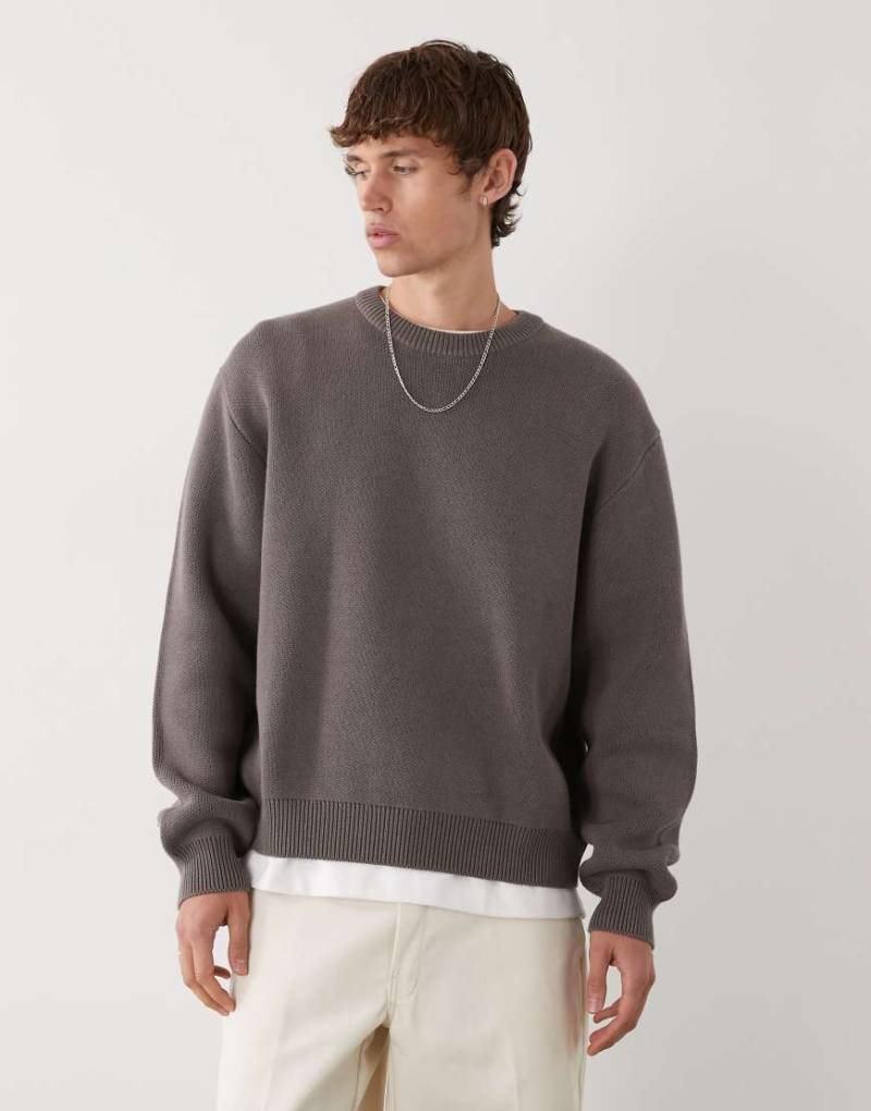 Weekday - Pullover in dunklem Maulwurfbraun, exklusiv bei ASOS-Brown von Weekday
