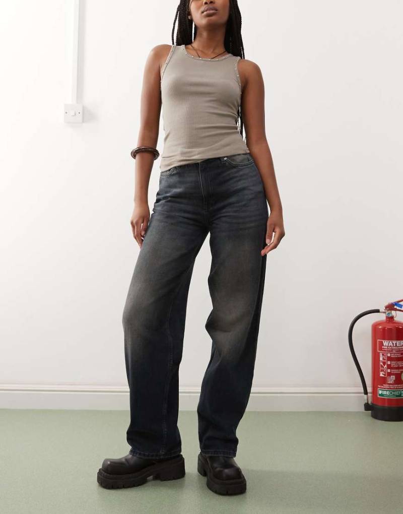 Weekday - Rail - Baggy-Jeans in Tiefseeblau mit mittelhohem Bund von Weekday