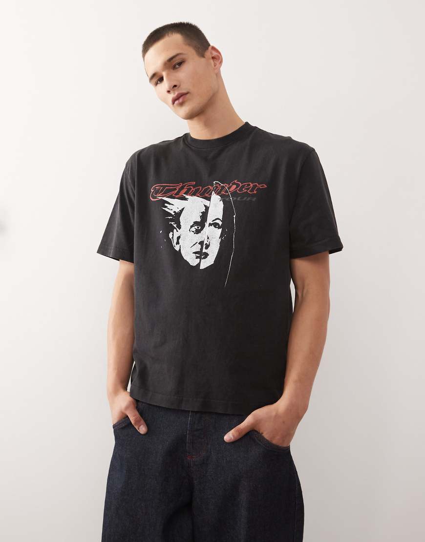 Weekday - Relaxed-Fit-T-Shirt in Schwarz mit „Thunder Tour"-Grafikprint von Weekday