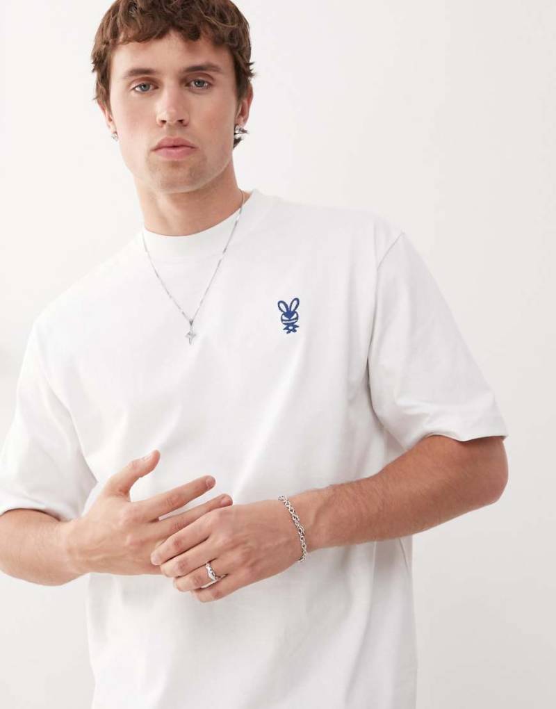 Weekday - Relaxed Fit T-Shirt in Weiß mit Grafik-Stickerei vorn von Weekday