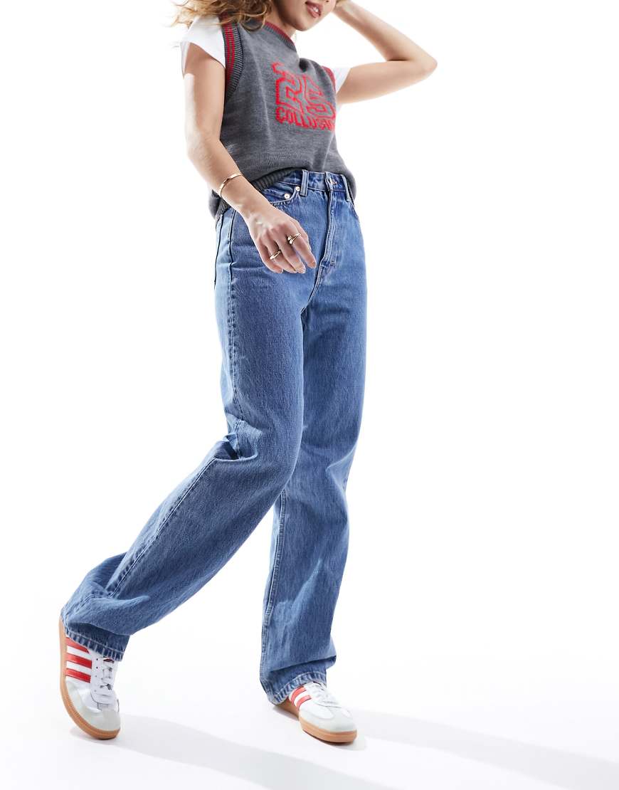 Weekday - Rowe - Jeans in 90er-Jahre-Blau mit extra hoher Taille, geradem Schnitt und regulärer Passform von Weekday