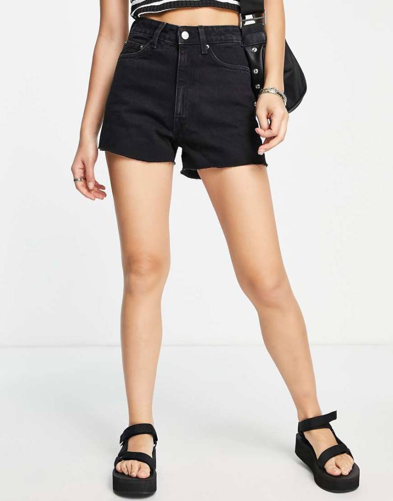 Weekday - Rowe - Jeansshorts in Echo-Schwarz von Weekday