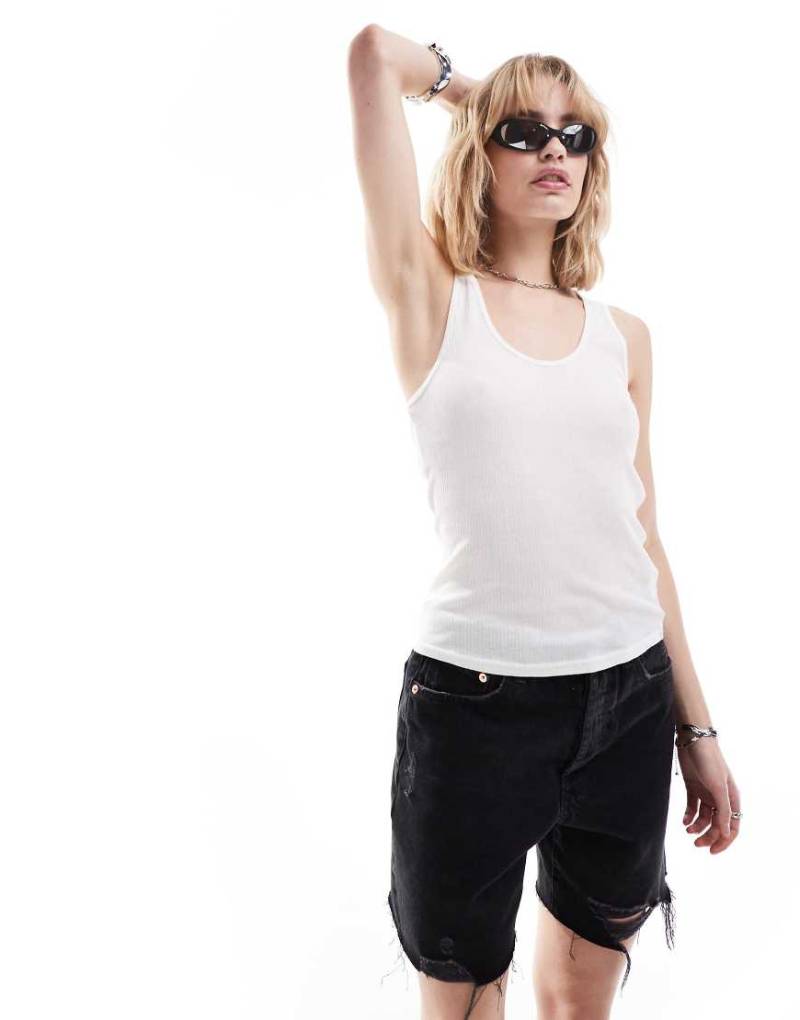 Weekday - Ruby - Halbtransparentes Tanktop in Weiß von Weekday