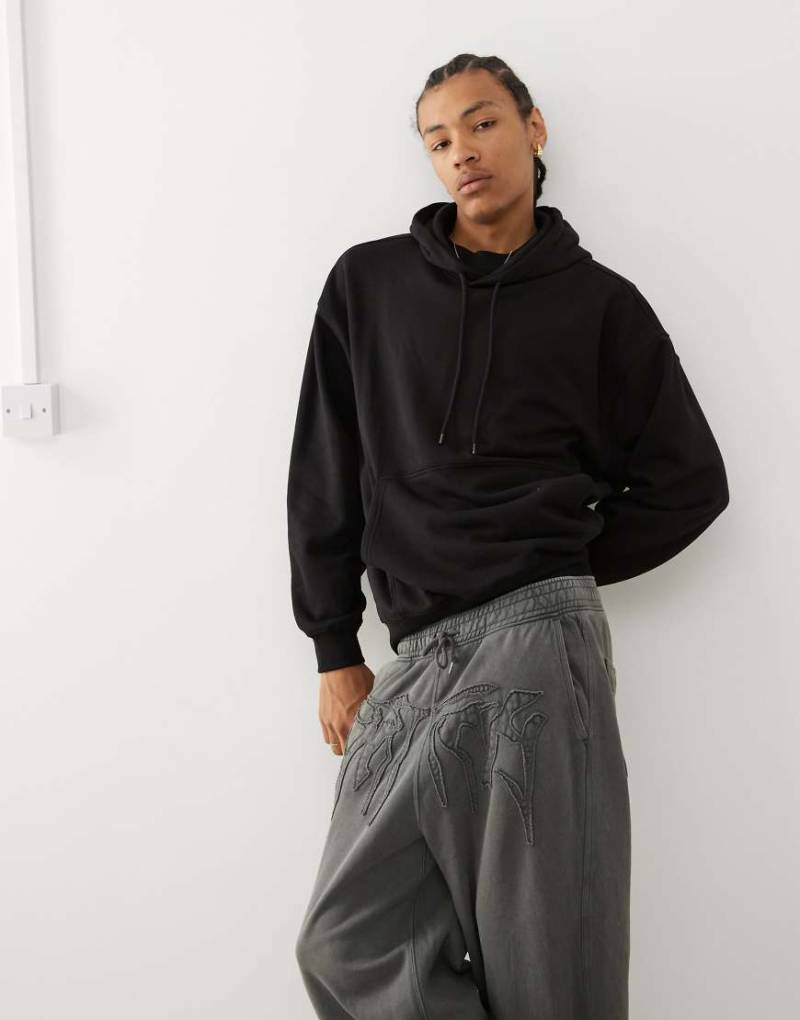 Weekday - Schwarzer Oversize-Kapuzenpullover von Weekday