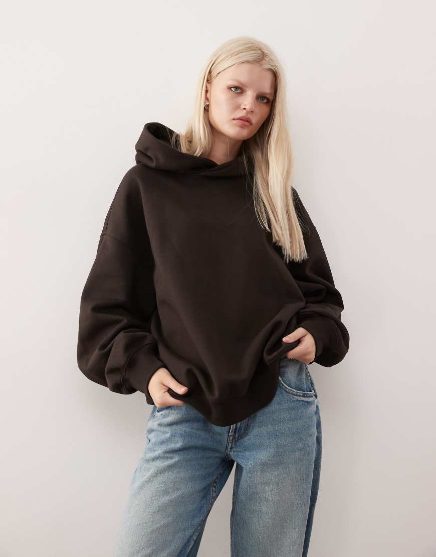 Weekday - Schwerer Oversize-Kapuzenpullover in Dunkelbraun-Brown von Weekday