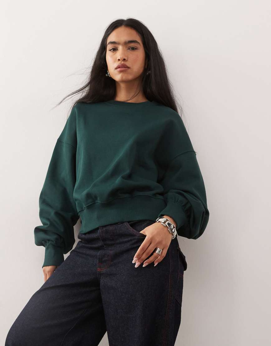 Weekday - Sweatshirt in Dunkelgrün mit regulärer Passform von Weekday