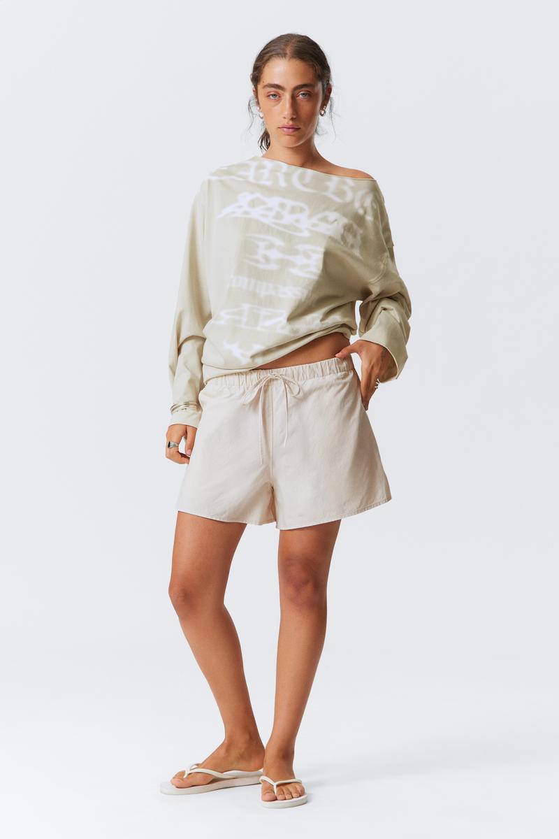 Wide Washed Pull-on Shorts von Weekday
