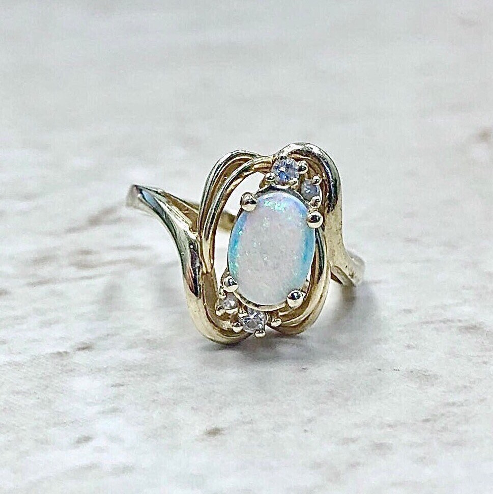 Feiner Vintage Natürlicher Opal Und Diamant Ring - Massiver 14K Gelbgold Solitär Oktober Geburtsstein Geschenk Für Sie von WeilJewelry