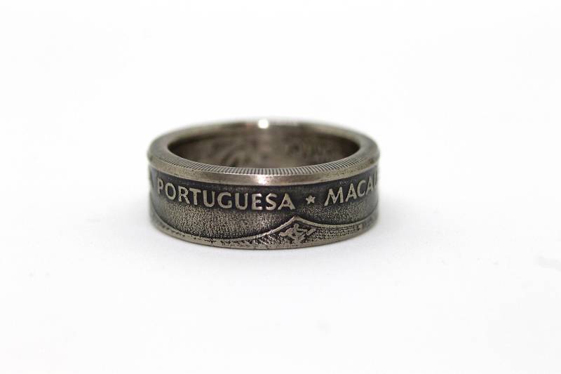 Macau 1 Pataca | 1982 Münzenring von WeirWorldCoinRings