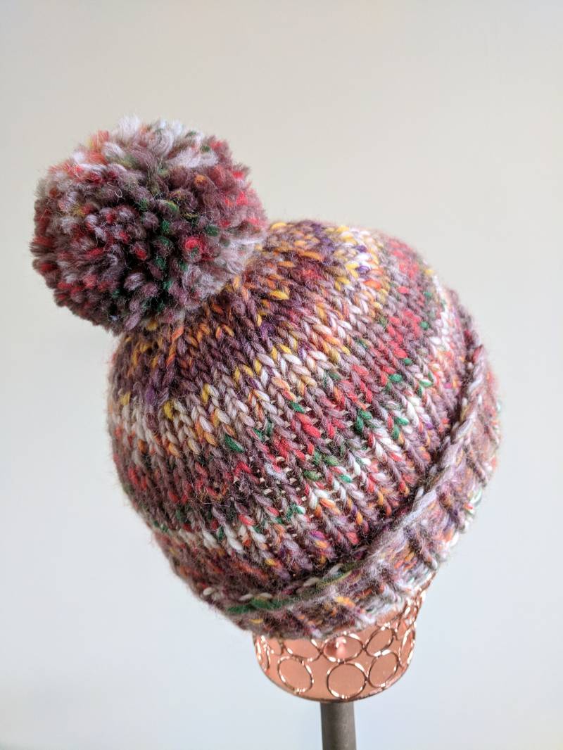 Die Jane Wolle Grobstrick Winter Mütze in Frasier Kran Große Abnehmbare Bommel Mit Gerippten Rand von WeirdlyItsMe