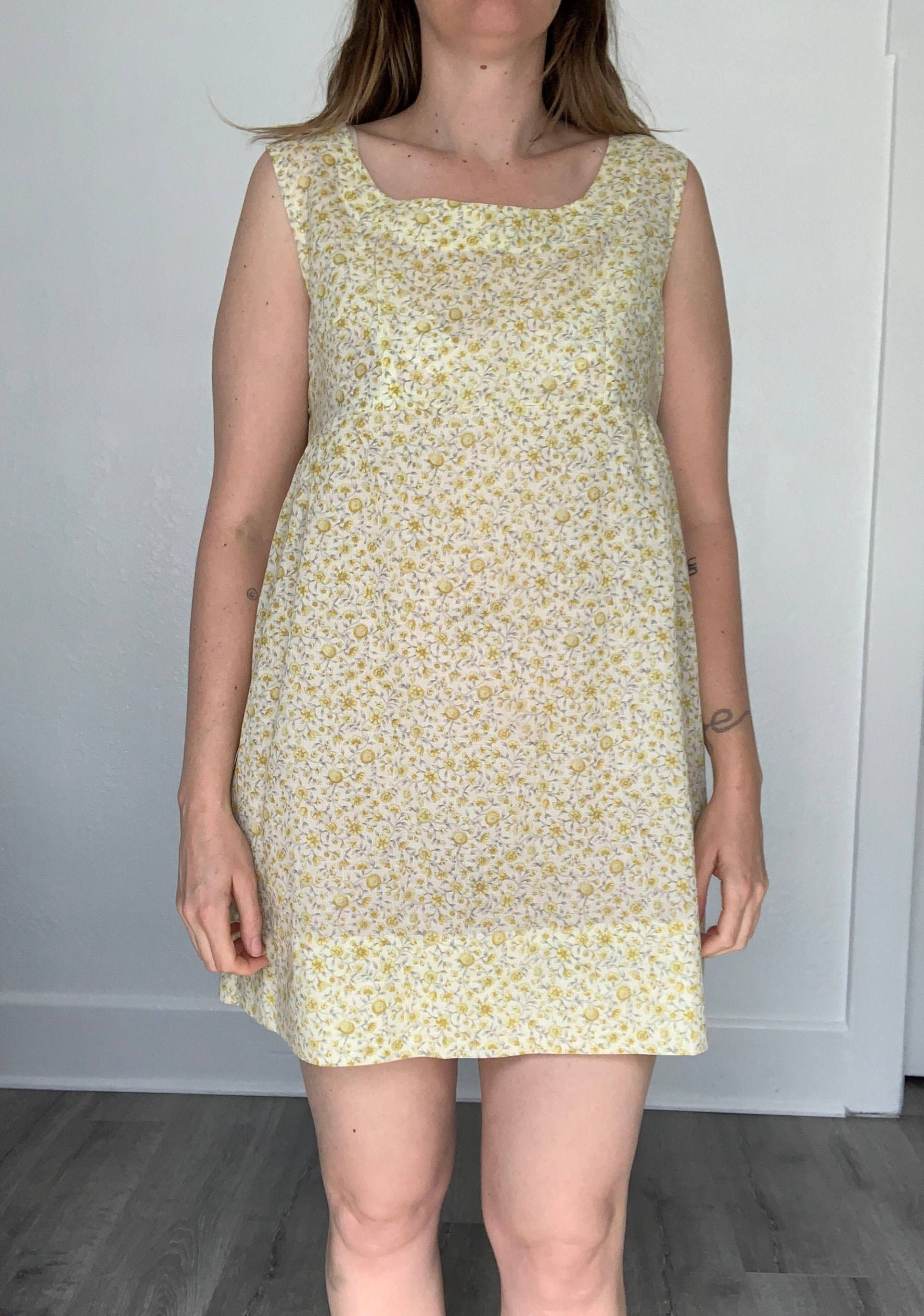 Super Niedlich 60 Es Blumige Mini-Kleid Super Niedlich 60 Es Blumige Mini-Kleid von WeirdoVintageCo