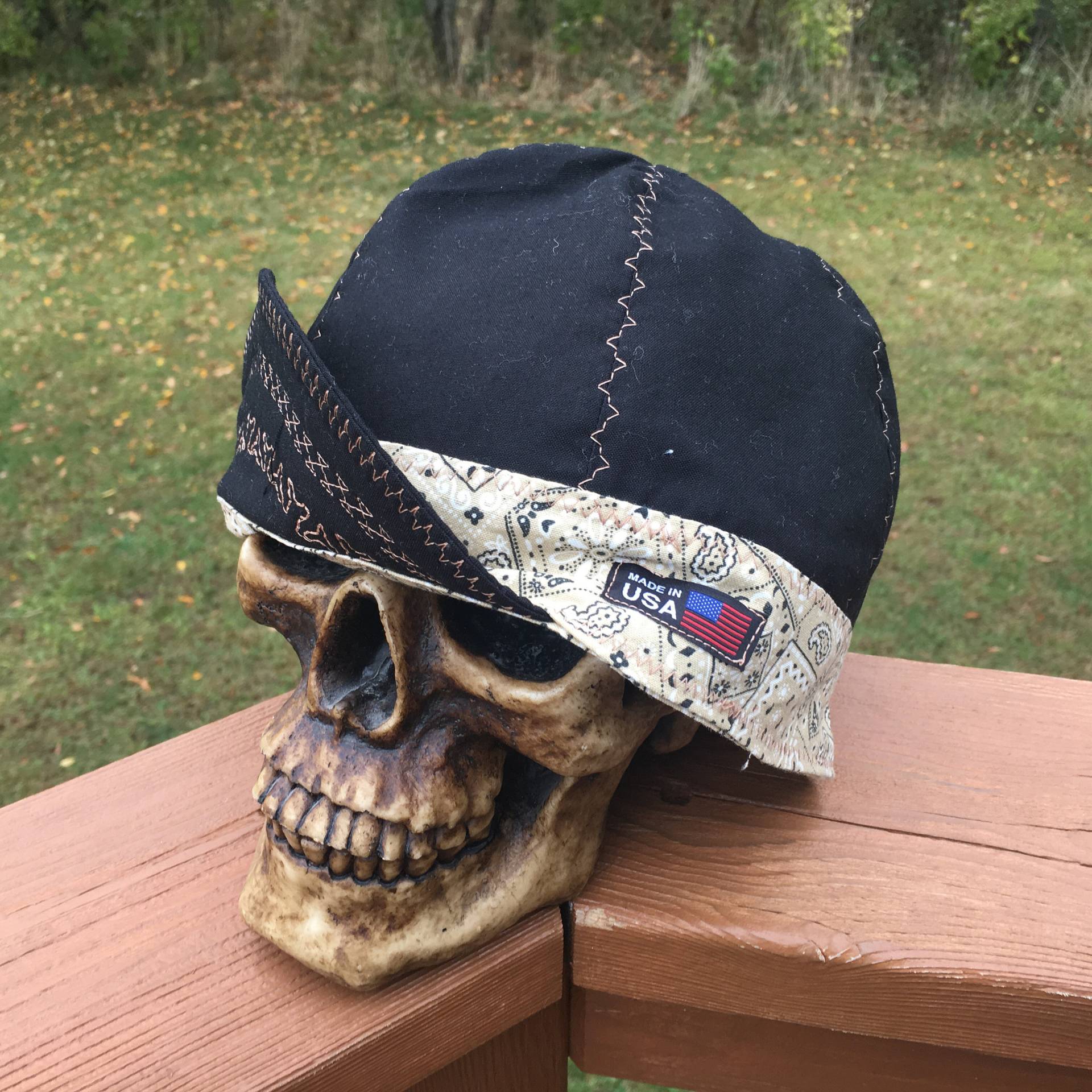 Schwarze Bandana Banders - Braun Die Ziernähte Variieren Auf Bestellung Wendbar Vorgewaschen Weicher Und Strapazierfähiger Baumwollstoff Schwarze Bandana Banders - Braun Die Ziernähte Variieren Auf Bestellung Wendbar Vorgewaschen Weicher Und Strapazierfähiger Baumwollstoff von WeldingCapsbyLori