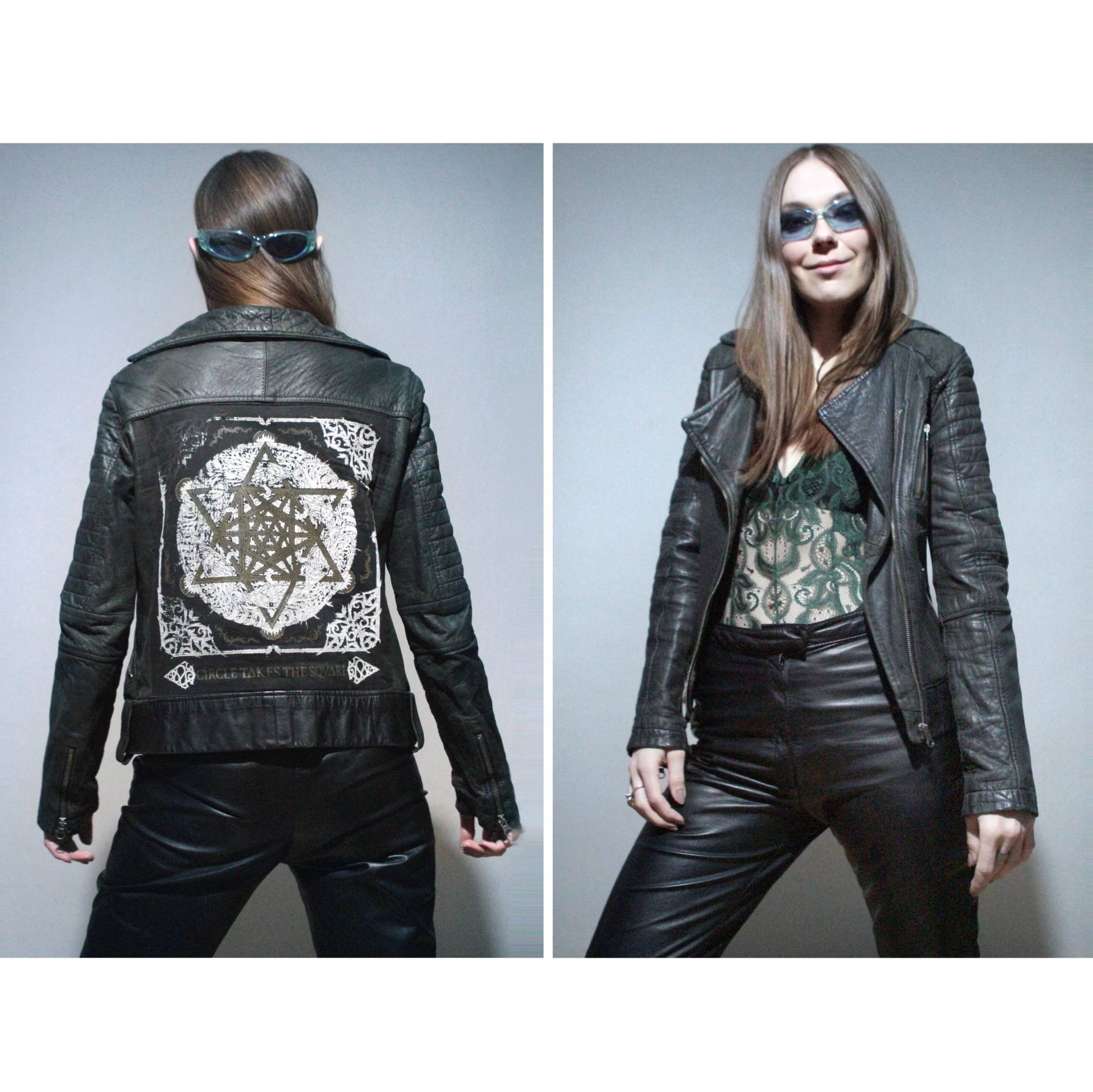 Damen Schwarze Leder Motorradjacke/Bikerjacke Mit Großem Rückenspiel von WellWeatheredCoStore
