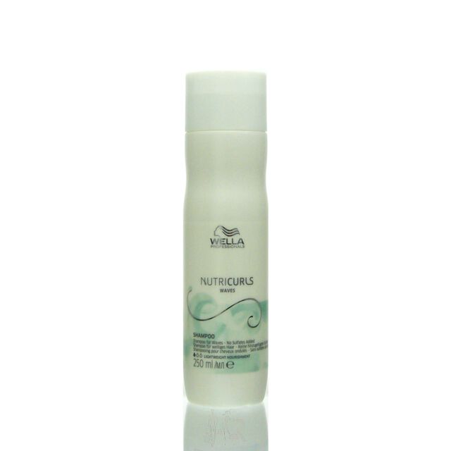 Wella Professionals Invigo NutriCurls Waves Shampoo 250 ml von Wella Professionals