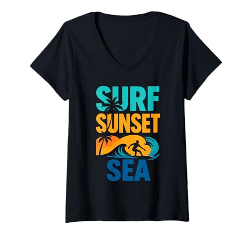Damen Surf Sunset Sea – Freiheit auf dem Board, Sonne im Herzen T-Shirt mit V-Ausschnitt Damen Surf Sunset Sea – Freiheit auf dem Board, Sonne im Herzen T-Shirt mit V-Ausschnitt von Wellenjäger Lifestyle