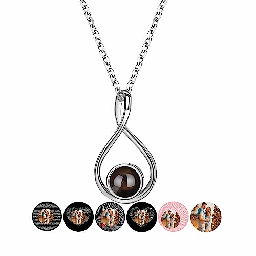 Personalisierte Unendlichkeits-Halskette mit Foto im Inneren, „I Love You 100 Languages“, Erinnerungsanhänger, Hochzeit, Geburtstag, Jahrestag, Projektions-Halskette, Charm-Anhänger für Paare Personalisierte Unendlichkeits-Halskette mit Foto im Inneren, „I Love You 100 Languages“, Erinnerungsanhänger, Hochzeit, Geburtstag, Jahrestag, Projektions-Halskette, Charm-Anhänger für Paare von Wellhoope