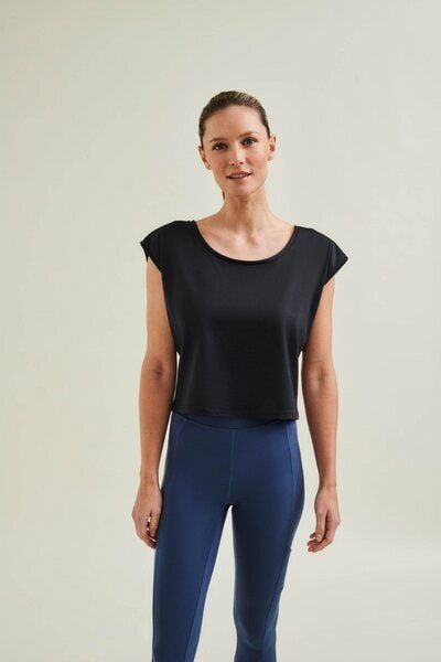 Wellicious Cropped Dance Vest von Wellicious