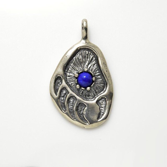 Bärenspur Sterling Silber Anhänger Bärenspur Sterling Silber Anhänger von WellstoneJewelry