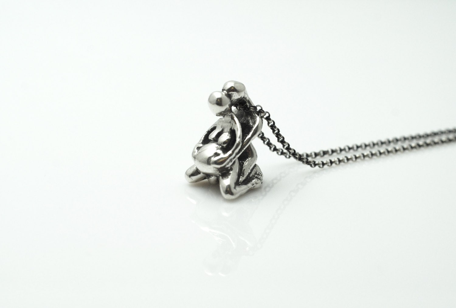 Birthmates Göttin Sterling Silber Anhänger Birthmates Göttin Sterling Silber Anhänger von WellstoneJewelry