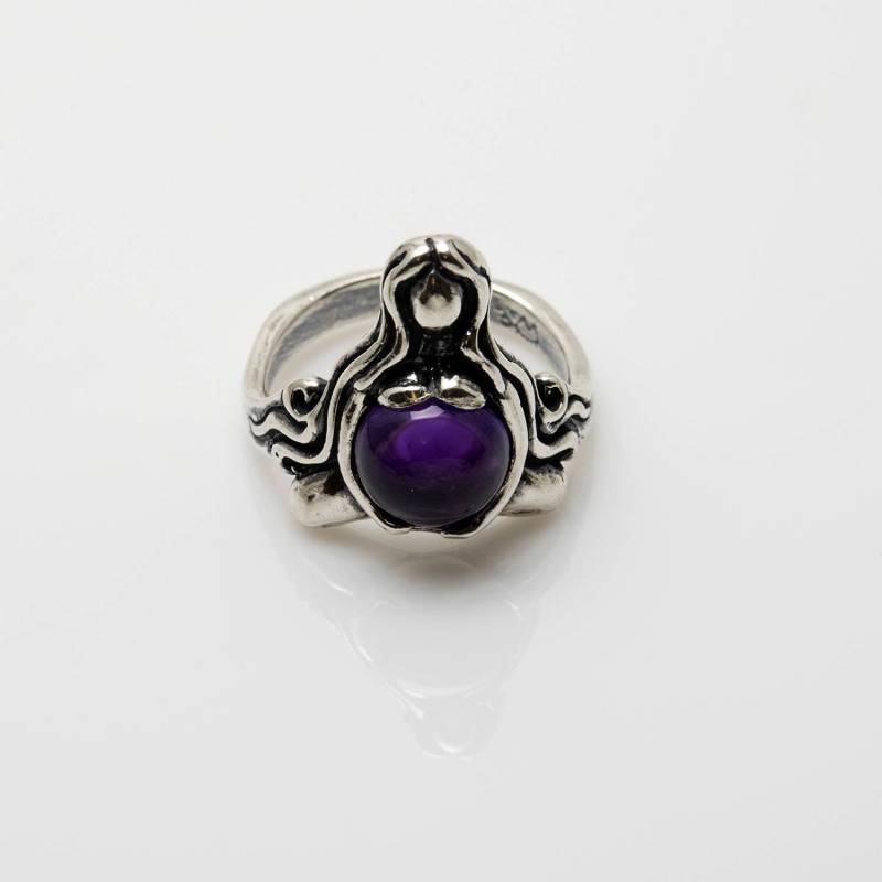 Göttin Der Fülle Sterling Silber Fruchtbarkeitsring Göttin Der Fülle Sterling Silber Fruchtbarkeitsring von WellstoneJewelry
