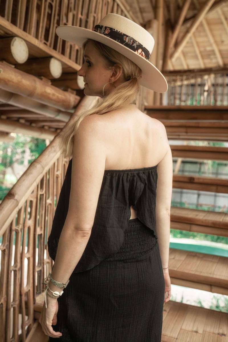 Off Shoulder Crop Top Black Muselin Cotton With Open Back, Boho Festival Top, Summer Beach Backless Shoulderfree, Loose Comfy von WeltentaenzerBerlin