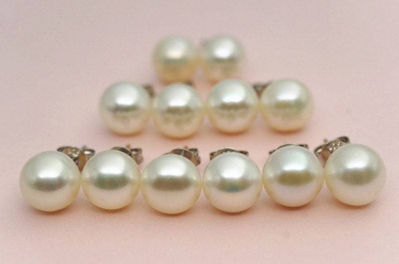 Set Von 6 Bis 15 Ohrsteckern, 4mm 8mm Elfenbein/Weiß Süßwasser Perlen Ohrringe, Knopf Rund, Brautjungfer Perlenstecker , Se1-008 von WenPearls