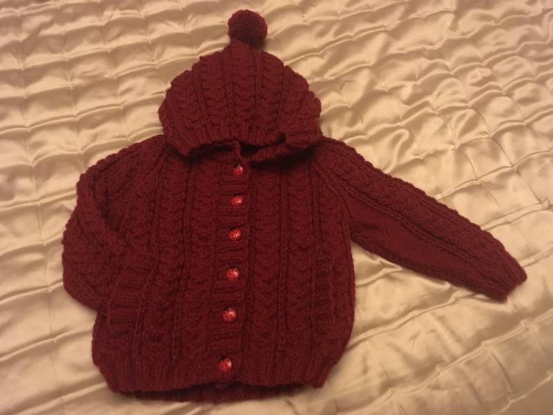 Schöne Warme Aran Jacke Schöne Warme Aran Jacke von WendiesWeeWoolies