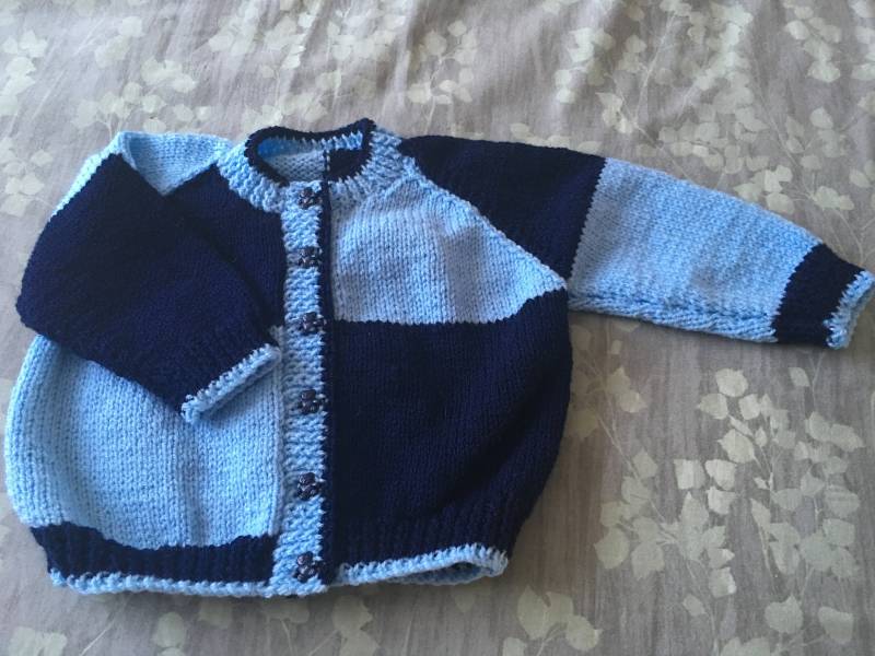 Süße Blocked Color Strickjacke von WendiesWeeWoolies
