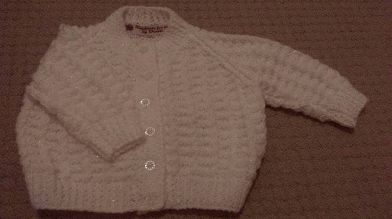 Süße Glitzernde Weiße Strickjacke Süße Glitzernde Weiße Strickjacke von WendiesWeeWoolies