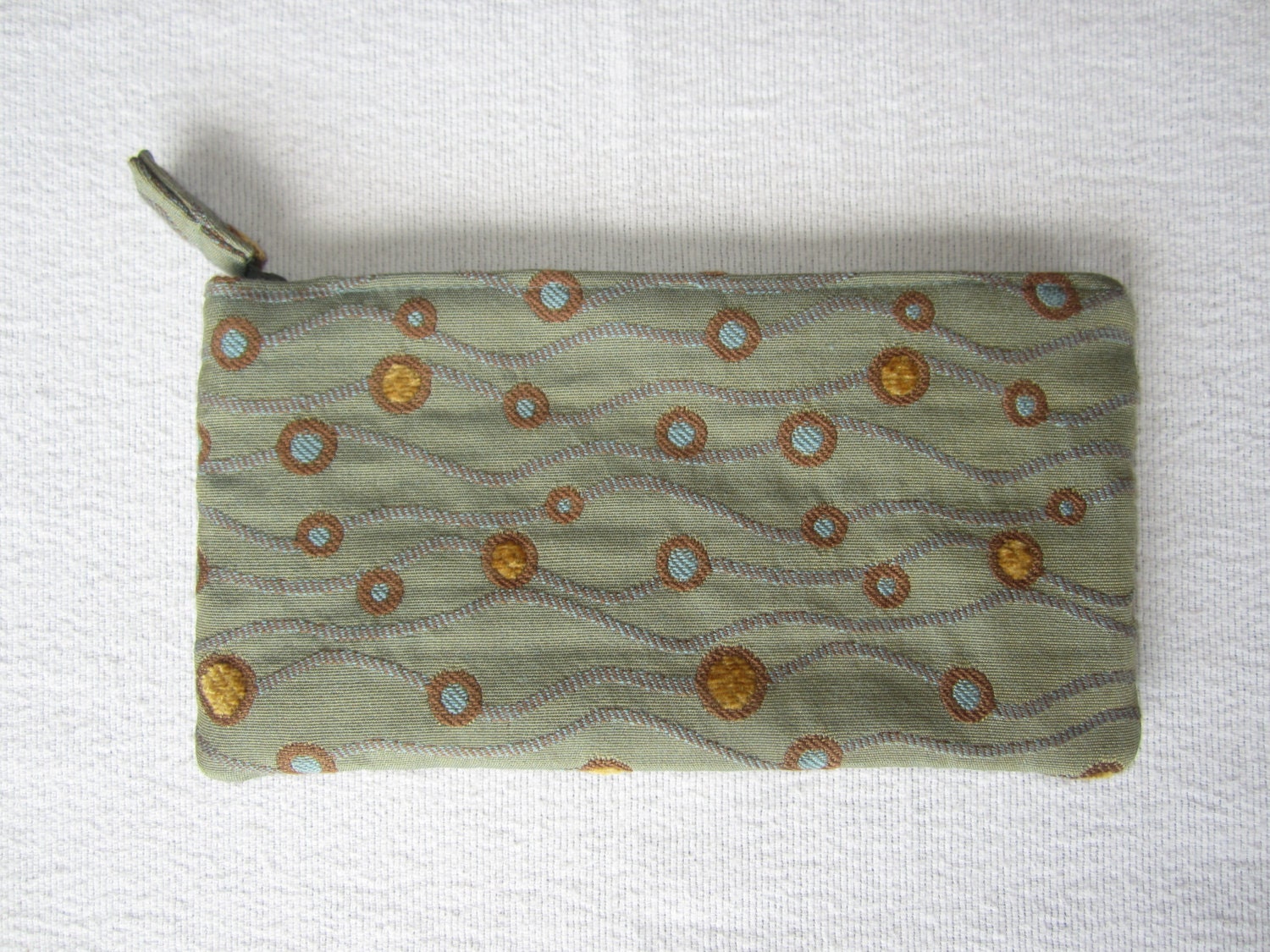 Moderne Clutch/Mit Meereslandschaft in Salbei, Bronze Und Gold Moderne Clutch/Mit Meereslandschaft in Salbei, Bronze Und Gold von WendyEdwardsDesigns