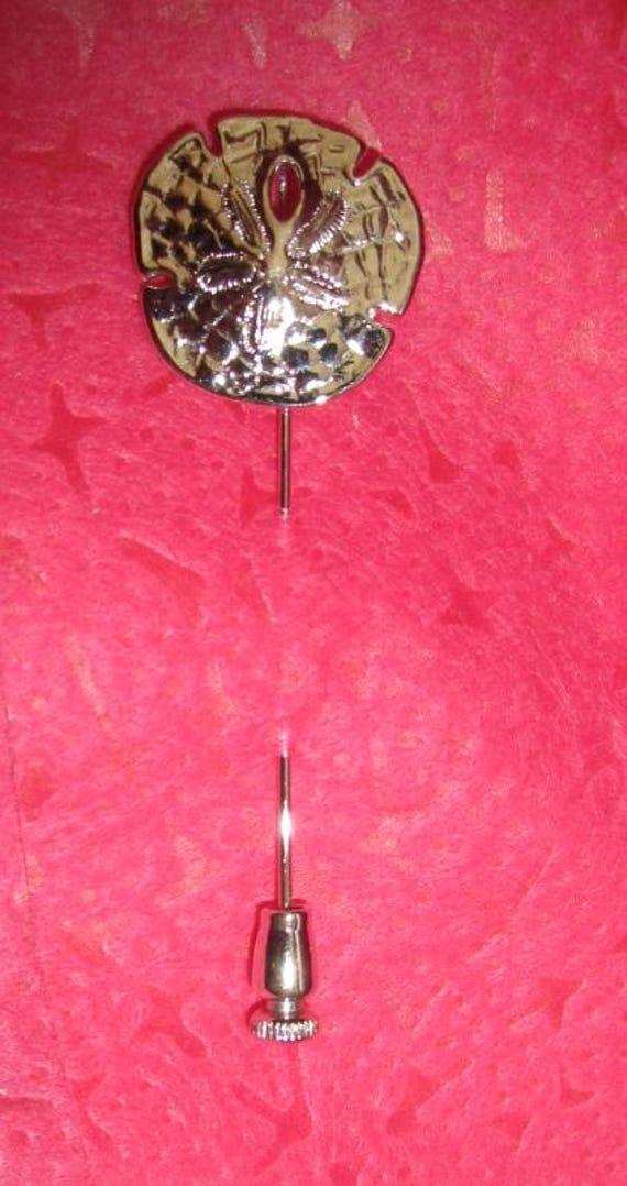 Vintage Sterling Silber Sand Dollar Stick Pin Signiert S Ster Vintage Sterling Silber Sand Dollar Stick Pin Signiert S Ster von Wendyleez