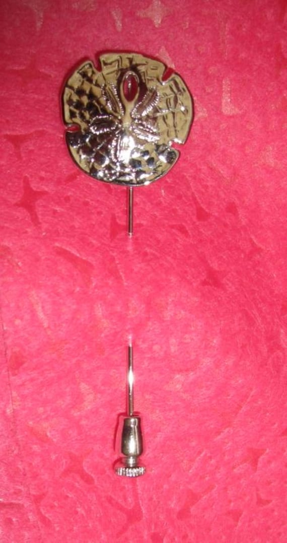 Vintage Sterling Silber Sand Dollar Stick Pin Signiert S Ster Vintage Sterling Silber Sand Dollar Stick Pin Signiert S Ster von Wendyleez