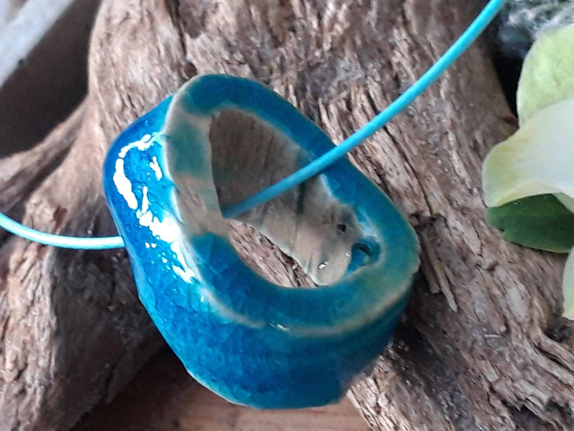 Halsreif Mit Anhänger Collier Talisman Geschmeide Bijouterie Geschenk Unikat Art Handmade Keramik, Valentinstagsgeschenk Halsreif Mit Anhänger Collier Talisman Geschmeide Bijouterie Geschenk Unikat Art Handmade Keramik, Valentinstagsgeschenk von Werderkeramik