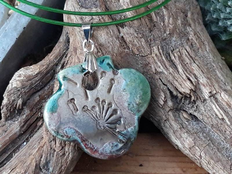 Halsreif Mit Anhänger Collier Talisman Geschmeide Bijouterie Geschenk Unikat Art Handmade Keramik, Valentinstagsgeschenk Halsreif Mit Anhänger Collier Talisman Geschmeide Bijouterie Geschenk Unikat Art Handmade Keramik, Valentinstagsgeschenk von Werderkeramik