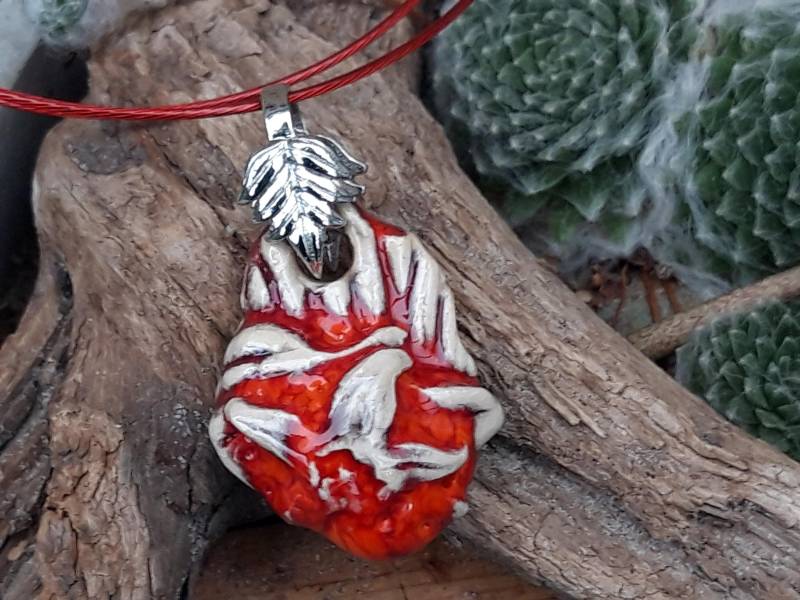 Halsreif Mit Anhänger Collier Talisman Geschmeide Bijouterie Geschenk Unikat Art Handmade Keramik, Valentinstagsgeschenk Halsreif Mit Anhänger Collier Talisman Geschmeide Bijouterie Geschenk Unikat Art Handmade Keramik, Valentinstagsgeschenk von Werderkeramik