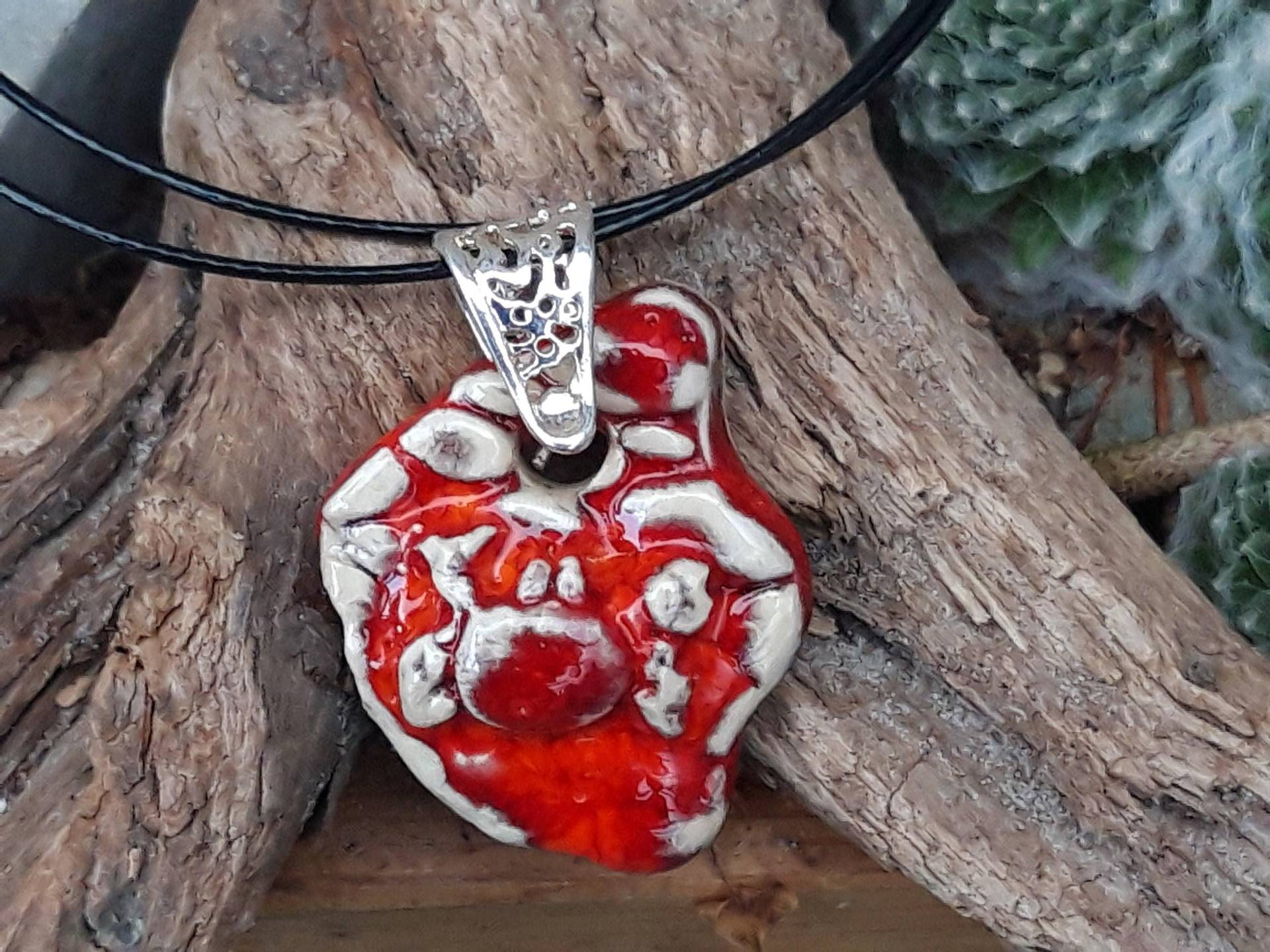 Halsreif Mit Anhänger Collier Talisman Geschmeide Bijouterie Geschenk Unikat Art Handmade Keramik, Valentinstagsgeschenk Halsreif Mit Anhänger Collier Talisman Geschmeide Bijouterie Geschenk Unikat Art Handmade Keramik, Valentinstagsgeschenk von Werderkeramik