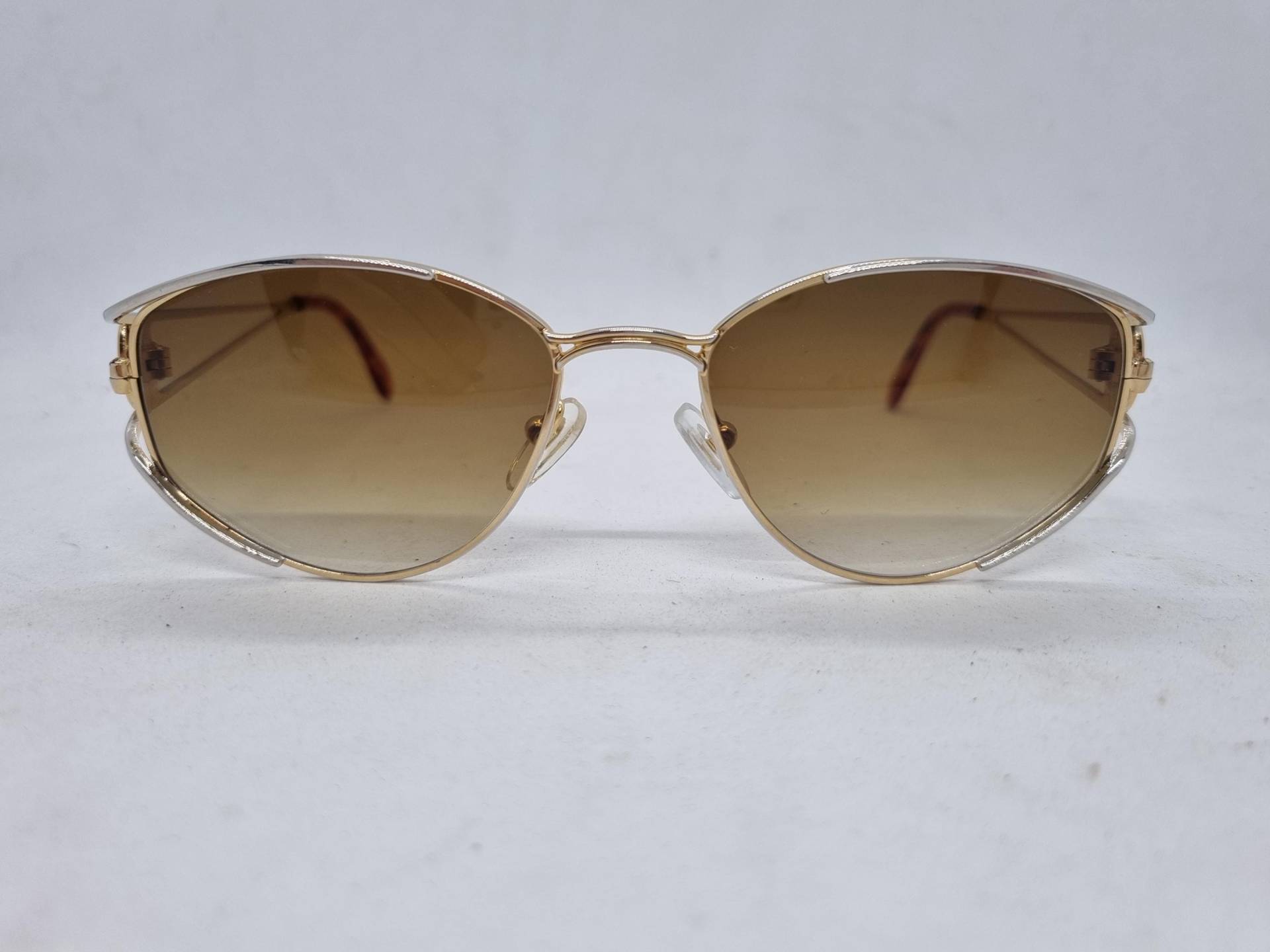 Vintage Nina Ricci Sunglasses 80S Gold Frame Sonnenbrille Brown Lenses France 1980S Mint Condition Vintage Nina Ricci Sunglasses 80S Gold Frame Sonnenbrille Brown Lenses France 1980S Mint Condition von Werk23