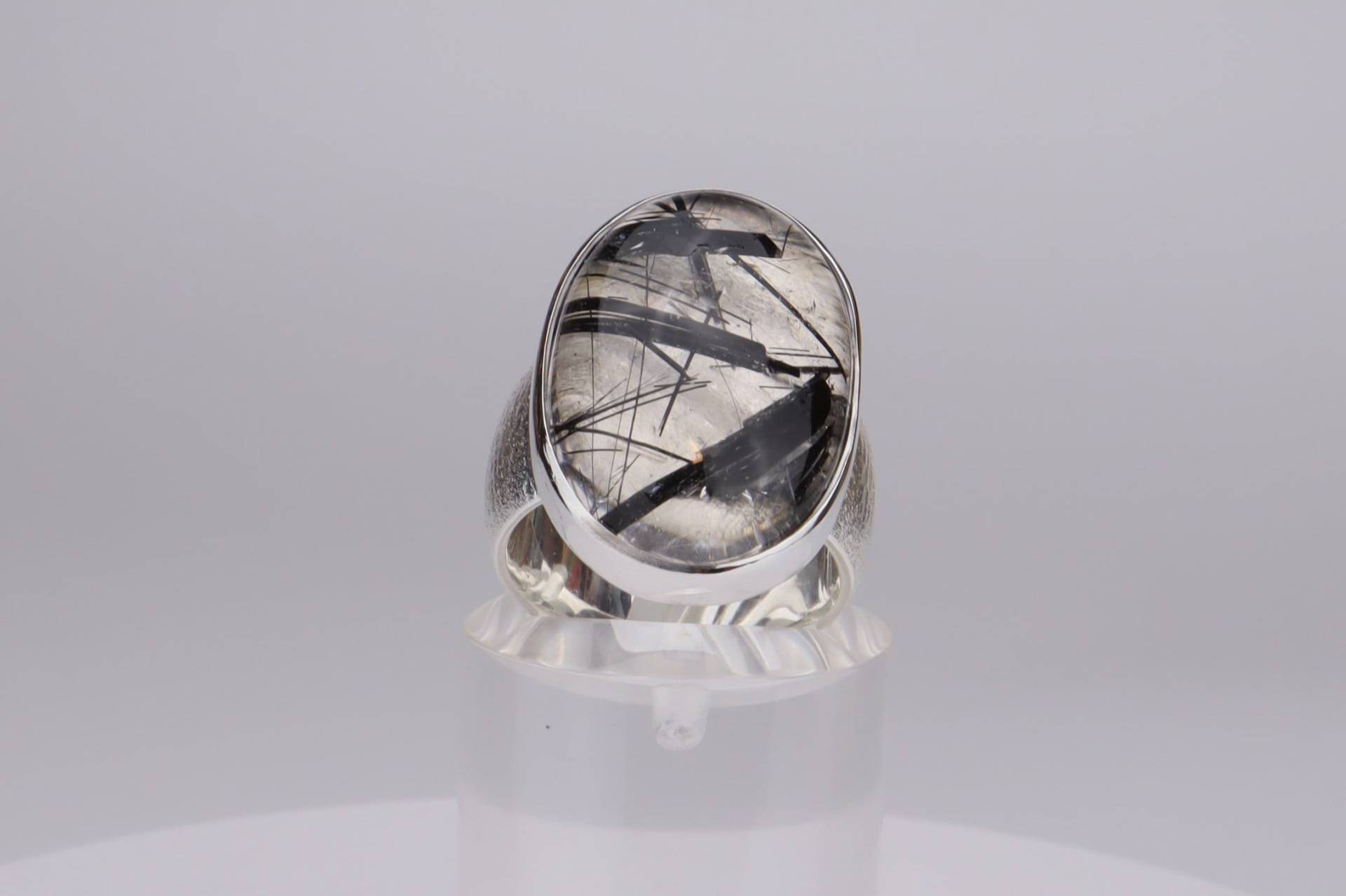 Ring Silber Mit Bergkristall/Turmalinquarz Oval Ring Silber Mit Bergkristall/Turmalinquarz Oval von WerkBrett