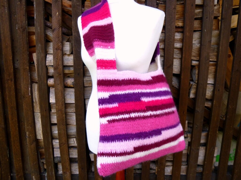 Filztasche Aus Reiner Wolle Rot Pink von WerkstattAmApfelbaum