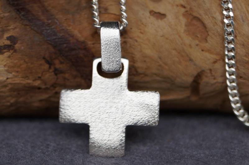 Vintage Kette Mit Anhänger Kreuz in Silber 925/ - Gestempelt Mattiert Glänzend Poliert Sehr Gut Erhalten Und Gereinigt Vintage Kette Mit Anhänger Kreuz in Silber 925/ - Gestempelt Mattiert Glänzend Poliert Sehr Gut Erhalten Und Gereinigt von WertGeschaetzt