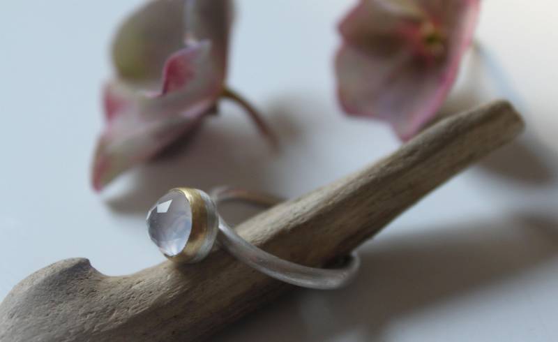 Silberring Mattiert Mit Rosenquarz | Rosenschliff in 750Er Goldfassung von Weserschmuck