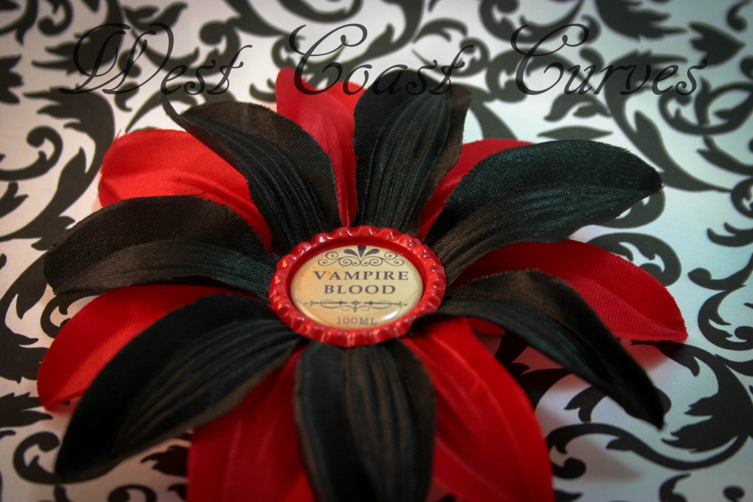 Vampir Blut Haarspange Vampir Blut Haarspange von WestCoastCurves