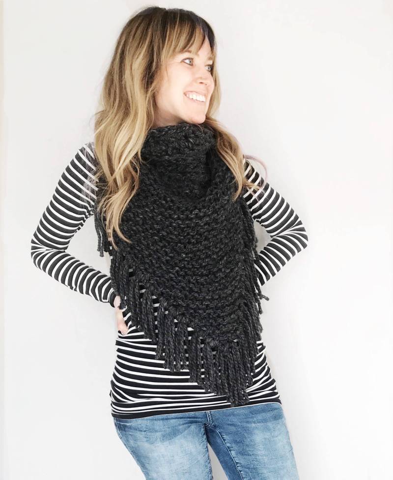 Hide+Seek | 1/2 Poncho Hide+Seek | 1/2 Poncho von WestCompany