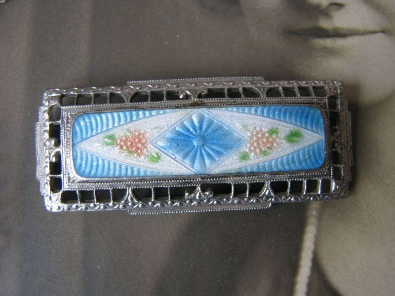 Antike Guilloche Brosche, Art Deco 1920Er Emaille Rhodinierte Brosche Antike Guilloche Brosche, Art Deco 1920Er Emaille Rhodinierte Brosche von WestEndMarket