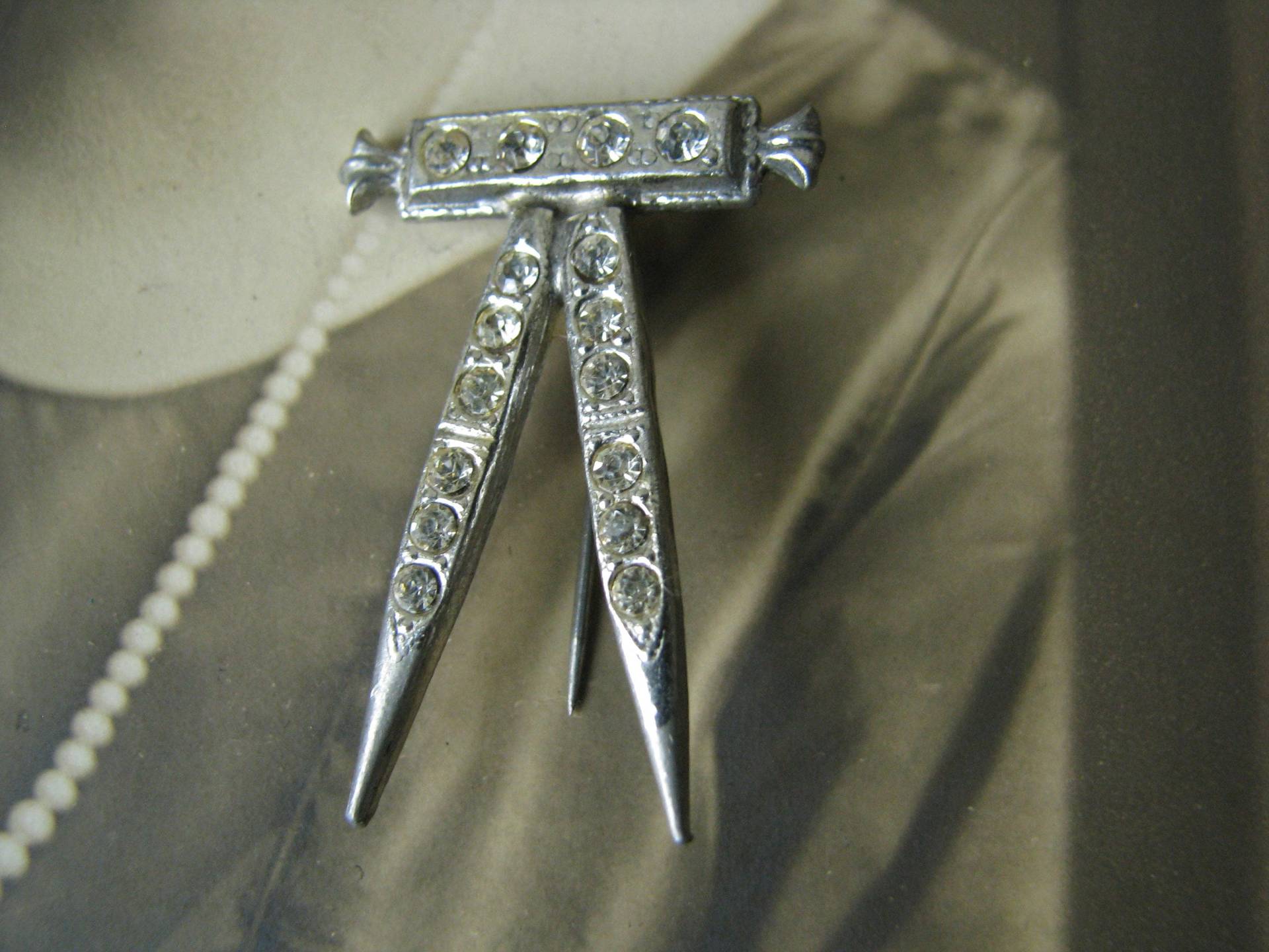 Geschenke Für Bräute, Art Deco Paste Schärpe Pin, Strass 1930Er Jahre Hochzeit Pins Geschenke Für Bräute, Art Deco Paste Schärpe Pin, Strass 1930Er Jahre Hochzeit Pins von WestEndMarket