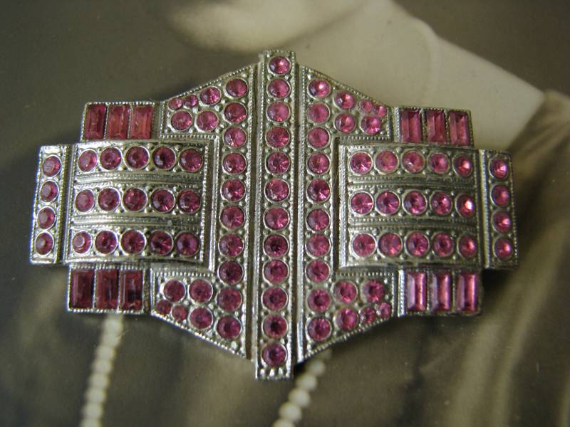 Rosa Art Deco Brosche, Strass Brosche Rosa Art Deco Brosche, Strass Brosche von WestEndMarket