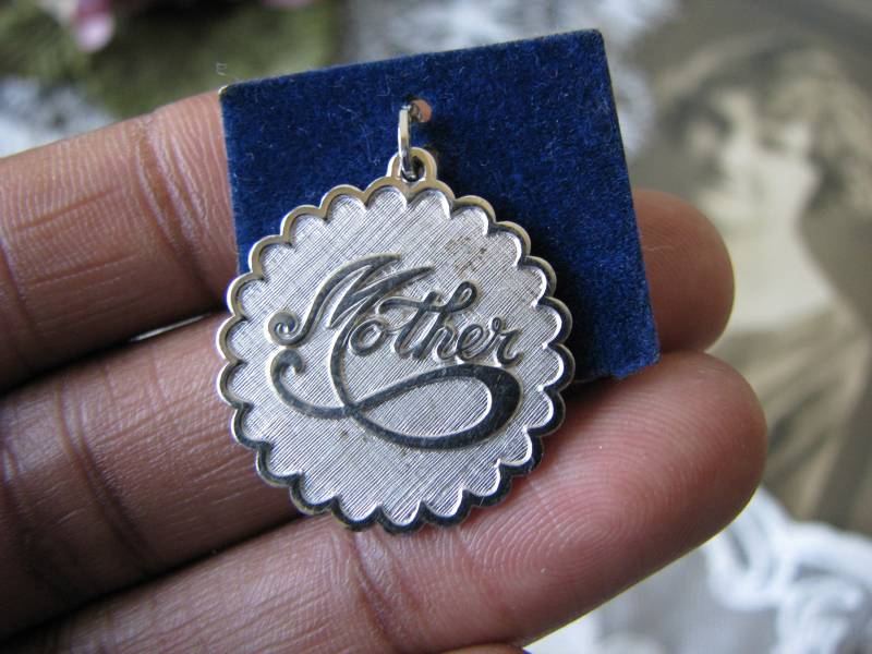 Vintage Mutter Anhänger, Sterling Silber Beau Anhänger von WestEndMarket