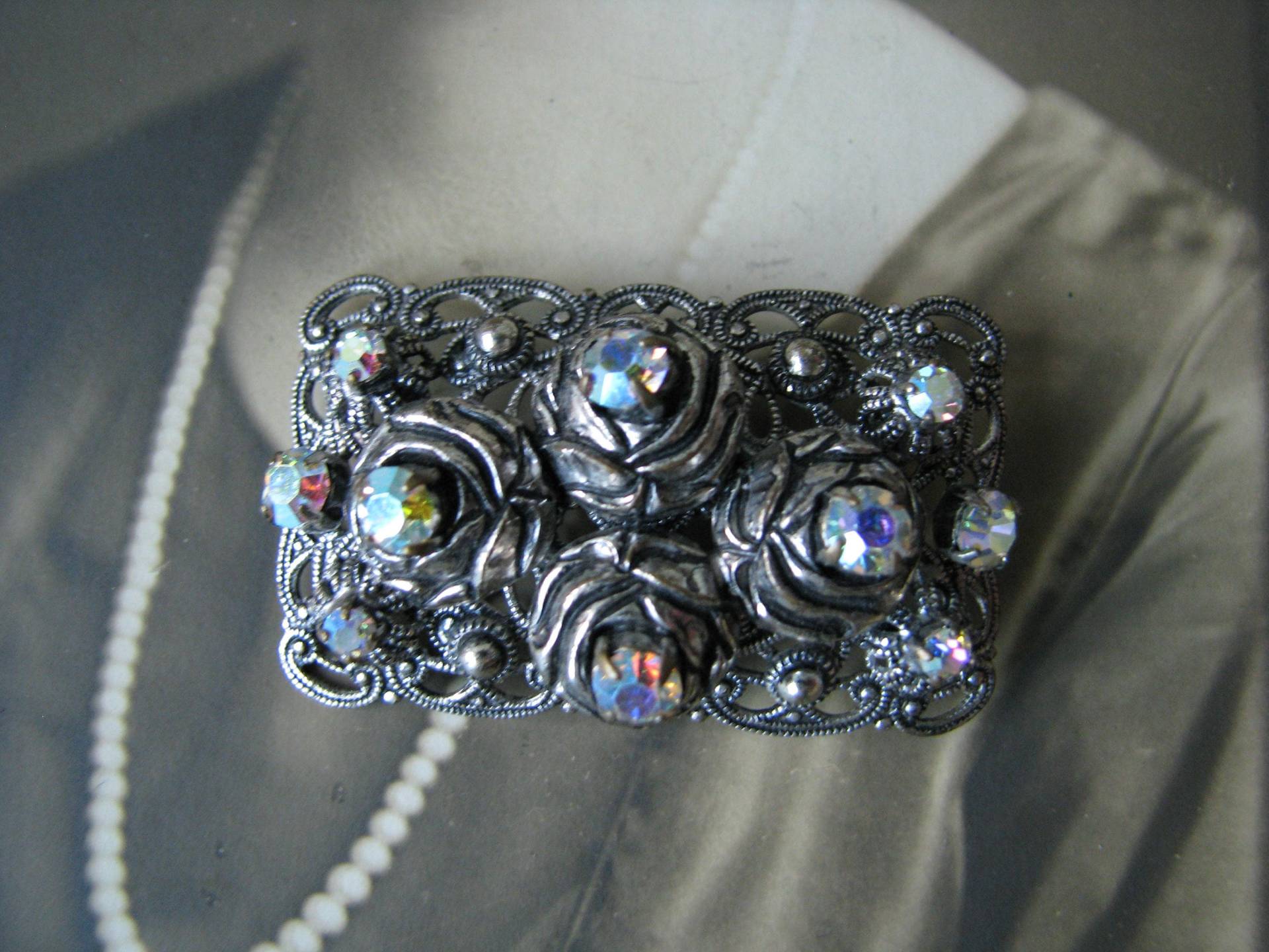 Vintage Rose Filigrane Brosche, Antiqued Silber Strass Schmuck, Filigran Vintage Rose Filigrane Brosche, Antiqued Silber Strass Schmuck, Filigran von WestEndMarket
